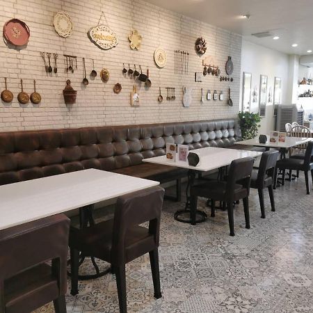 Lithai Guesthouse Фитсанулок Екстериор снимка